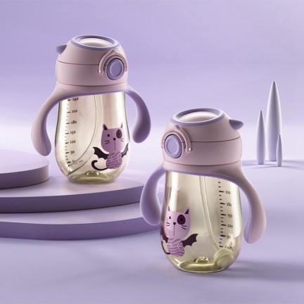 Fashionable anti-choking baby straw water bottle