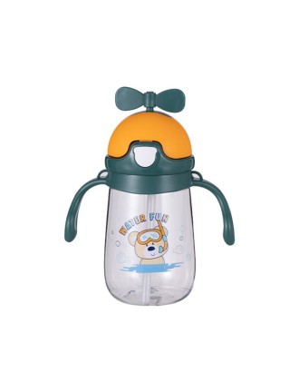Propeller-shaped lid baby straw water bottle